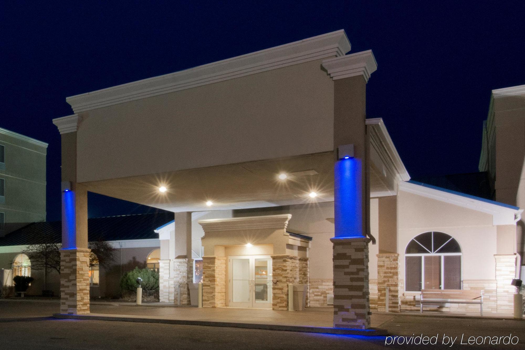 Holiday Inn Express & Suites North Platte By Ihg Екстер'єр фото